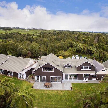 Patuha Rainforest Retreat Okato Exterior photo